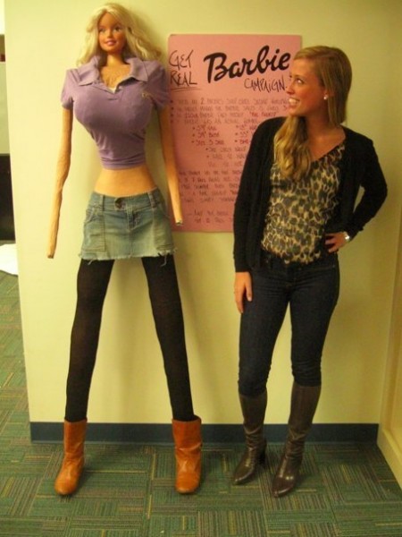 Barbie taille réelle