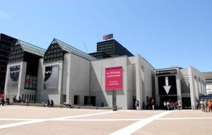 Le Musée d'art contemporain de Montréal est un lieu incontournable lorsque vous sortez à Montréal.