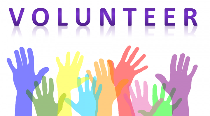5 raisons de devenir bénévole dans une association caritative 