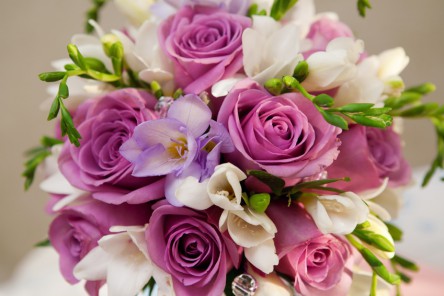 bouquet fleurs couleur pâle