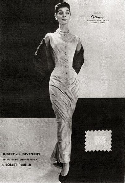 Hubert de Givenchy a créé plusieurs robes pour Hepburn
