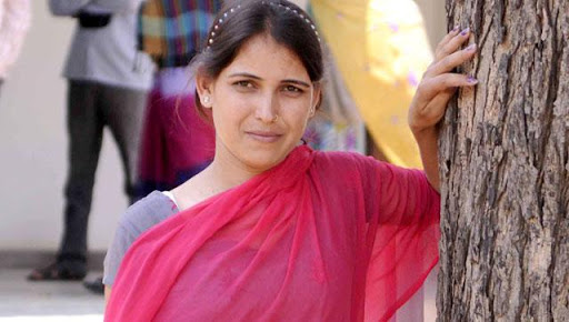 Roshni Bairwa : la jeune activiste indienne à l’origine du combat contre le mariage des enfants
