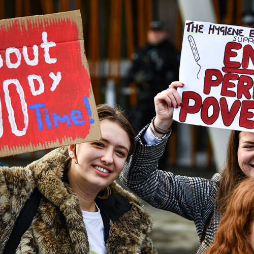 Lutte contre la précarité menstruelle