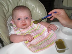 bavoir repas bébé